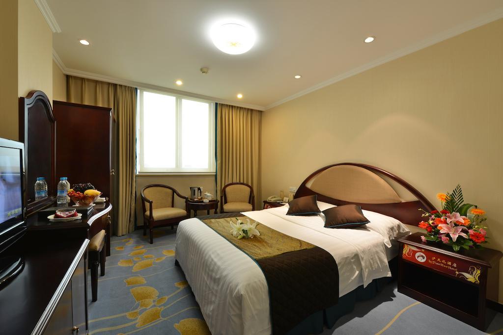 Lutianhua Hotel Chengdu Camera foto